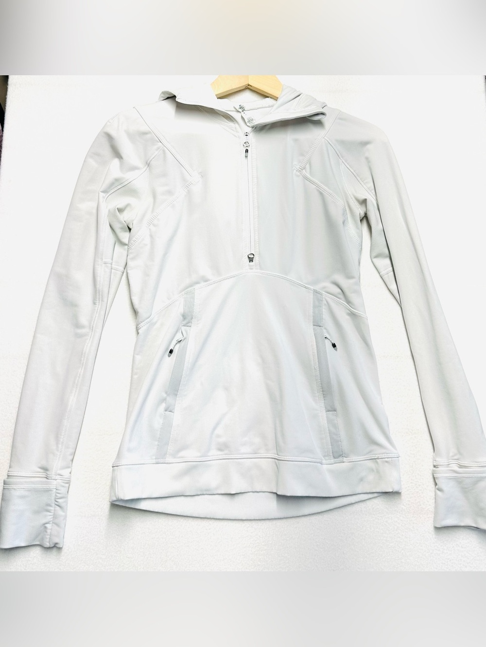Lululemon Run Inspire Pullover Size 8 White Half Zip Hooded Running Jacket